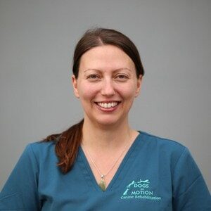 Canine Hydrotherapist Emilie of Dogs in Motion Canine Rehabilitation clinic Melbourne