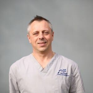 Canine Hydrotherapist and owner Greg of Dogs in Motion Canine Rehabilitation clinic Melbourne